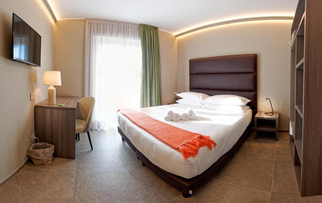 Albergo Giuan Арма-ди-Таджа Экстерьер фото