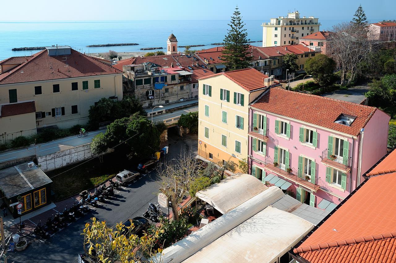 Albergo Giuan Арма-ди-Таджа Экстерьер фото
