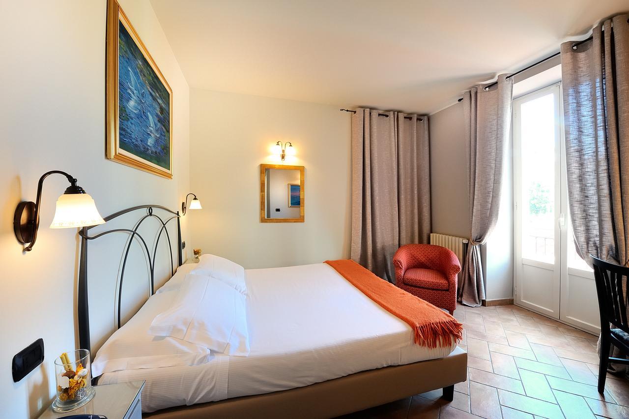 Albergo Giuan Арма-ди-Таджа Экстерьер фото