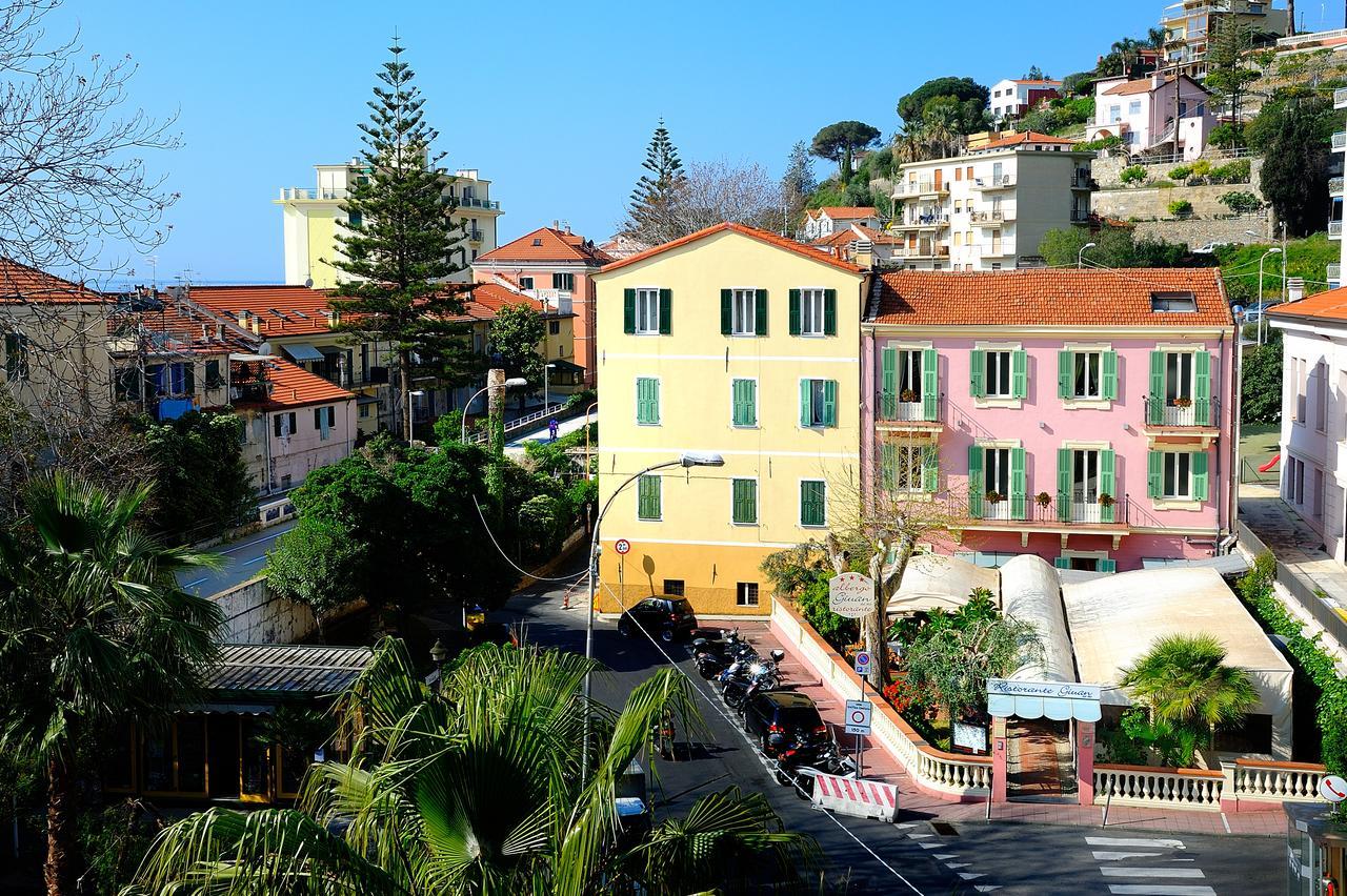 Albergo Giuan Арма-ди-Таджа Экстерьер фото
