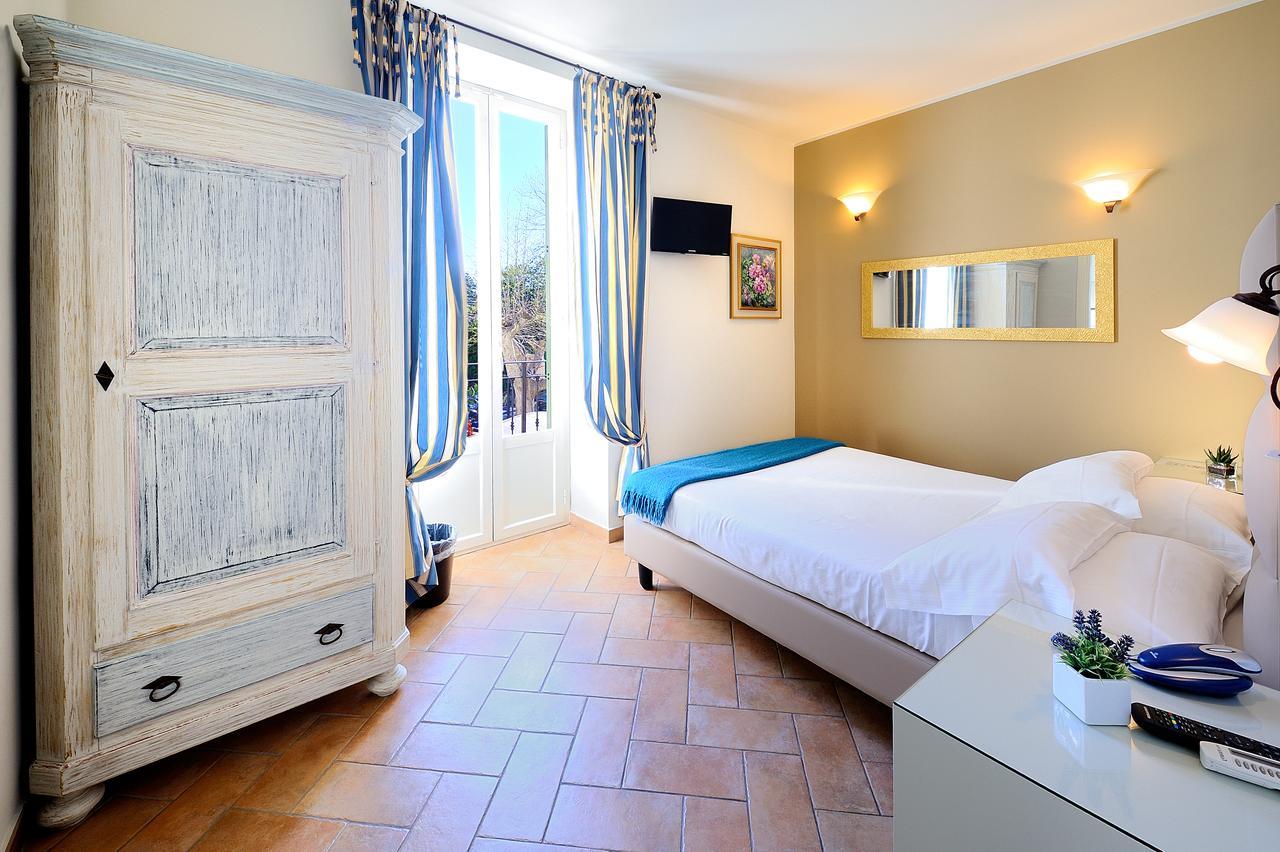 Albergo Giuan Арма-ди-Таджа Экстерьер фото